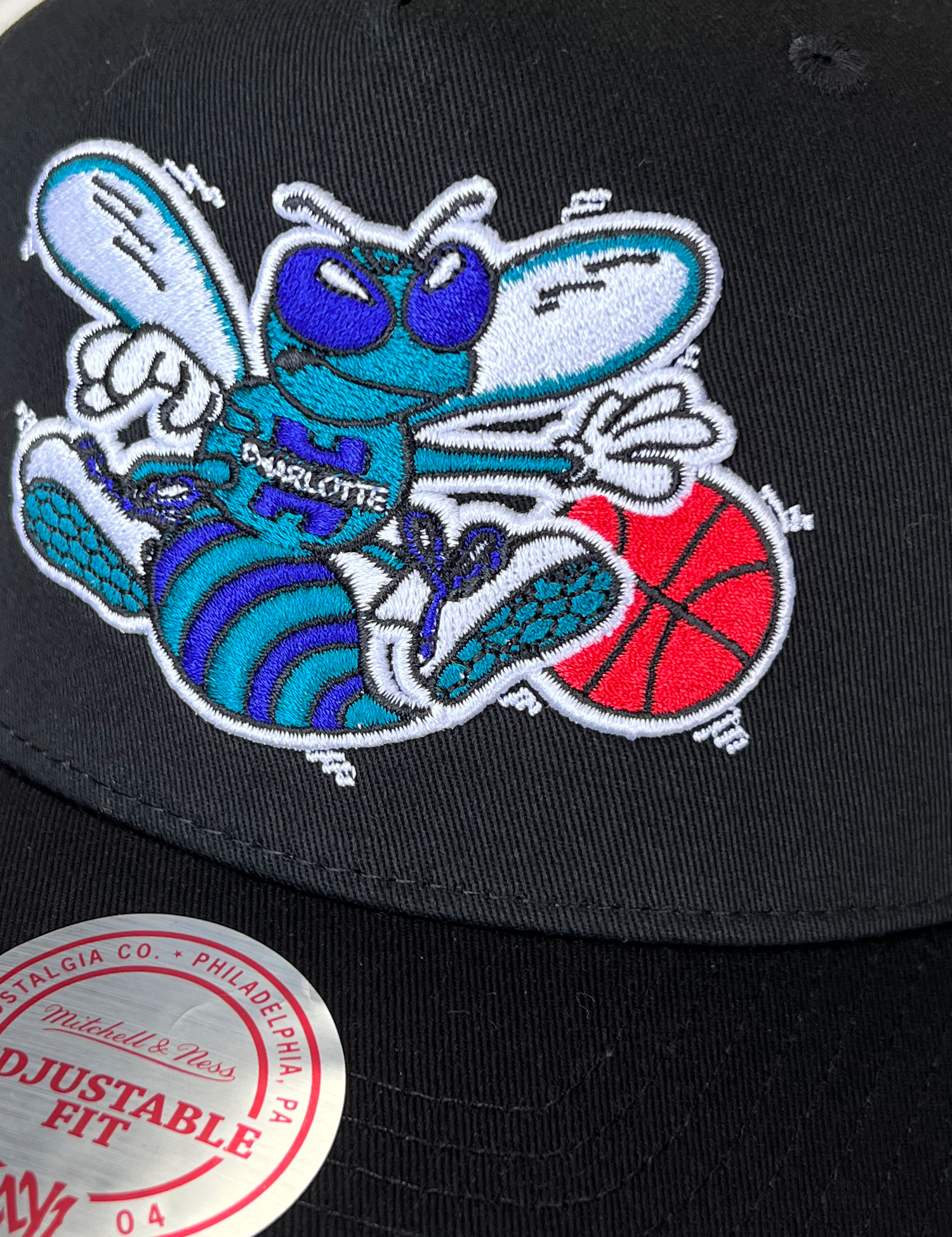 Charlotte Hornets Mitchell & Ness NBA HWC MVP Snapback Hat - Black