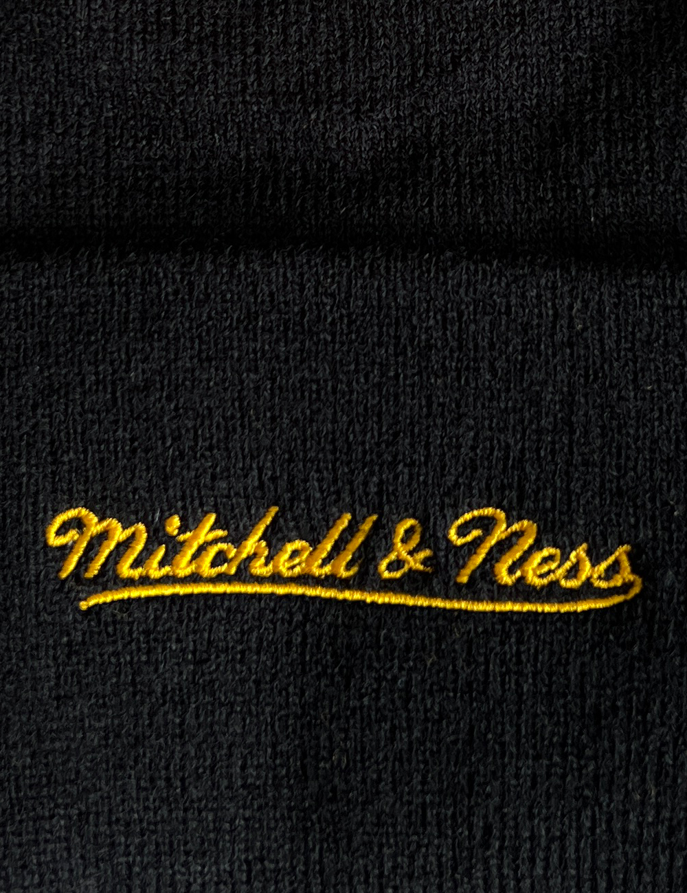 Golden State Warriors Mitchell & Ness NBA Burst Knit Beanie - Black