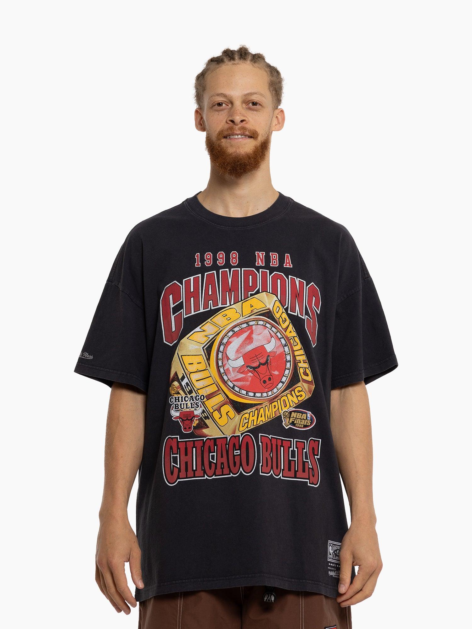 Chicago Bulls Mitchell & Ness NBA Champs History Vintage T-Shirt - Faded Black