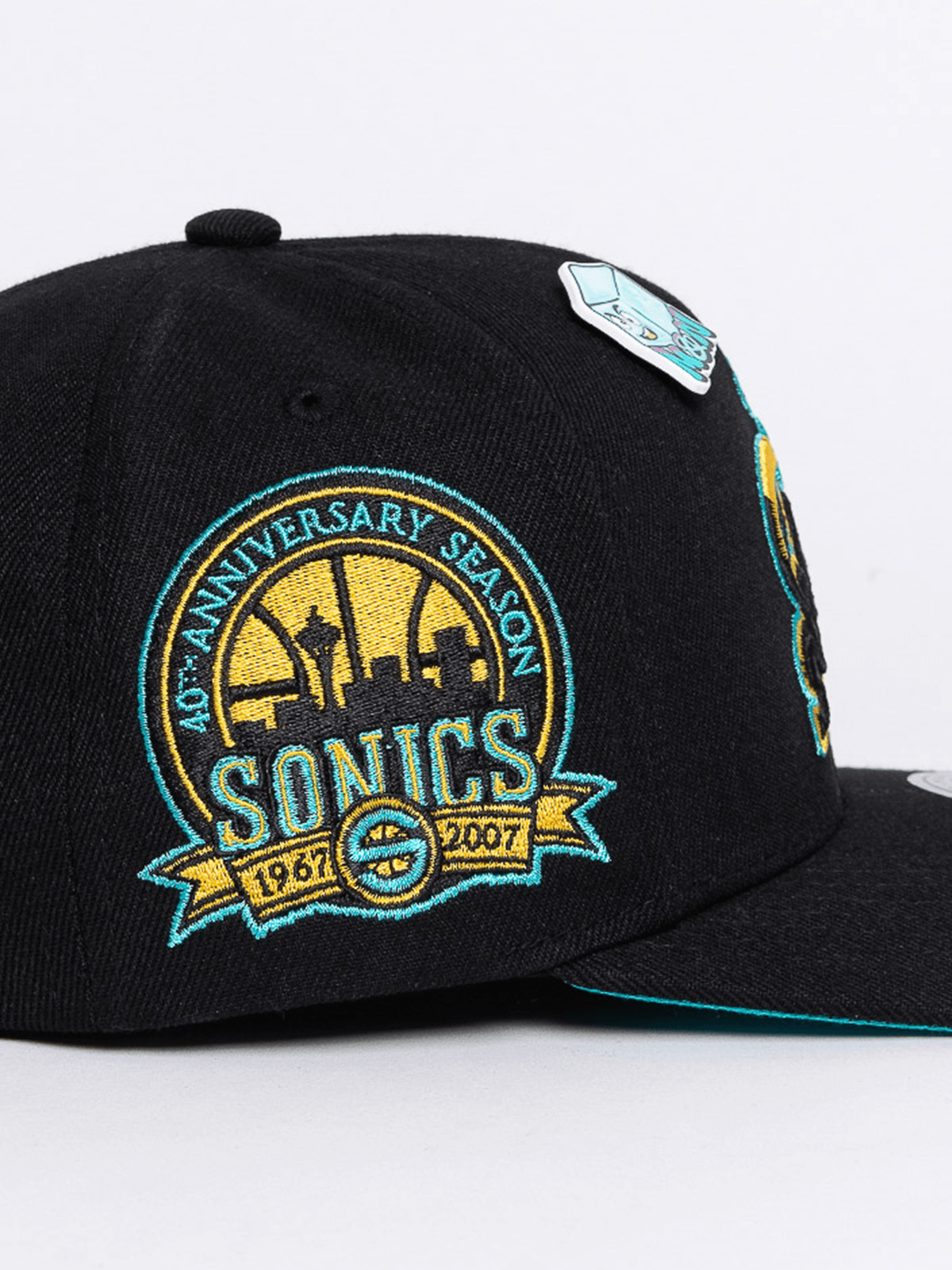 Seattle Supersonics Mitchell & Ness NBA Ice Cold Pro Crown Snapback Hat - Black