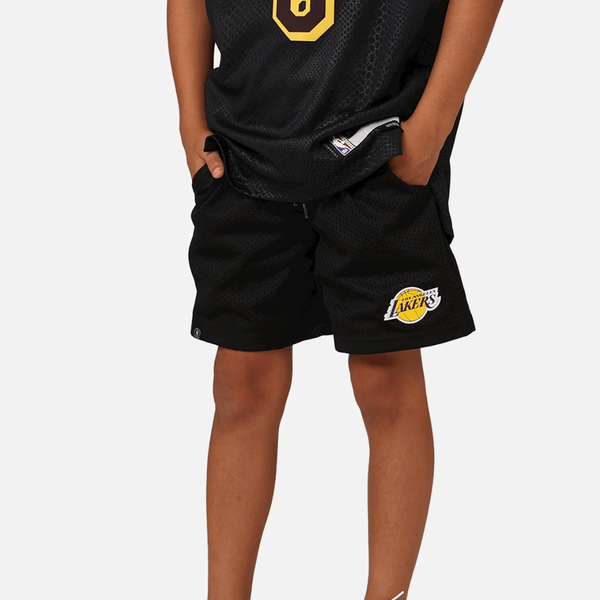 Youths Los Angeles Lakers NBA Team Logo Mesh Shorts - Black