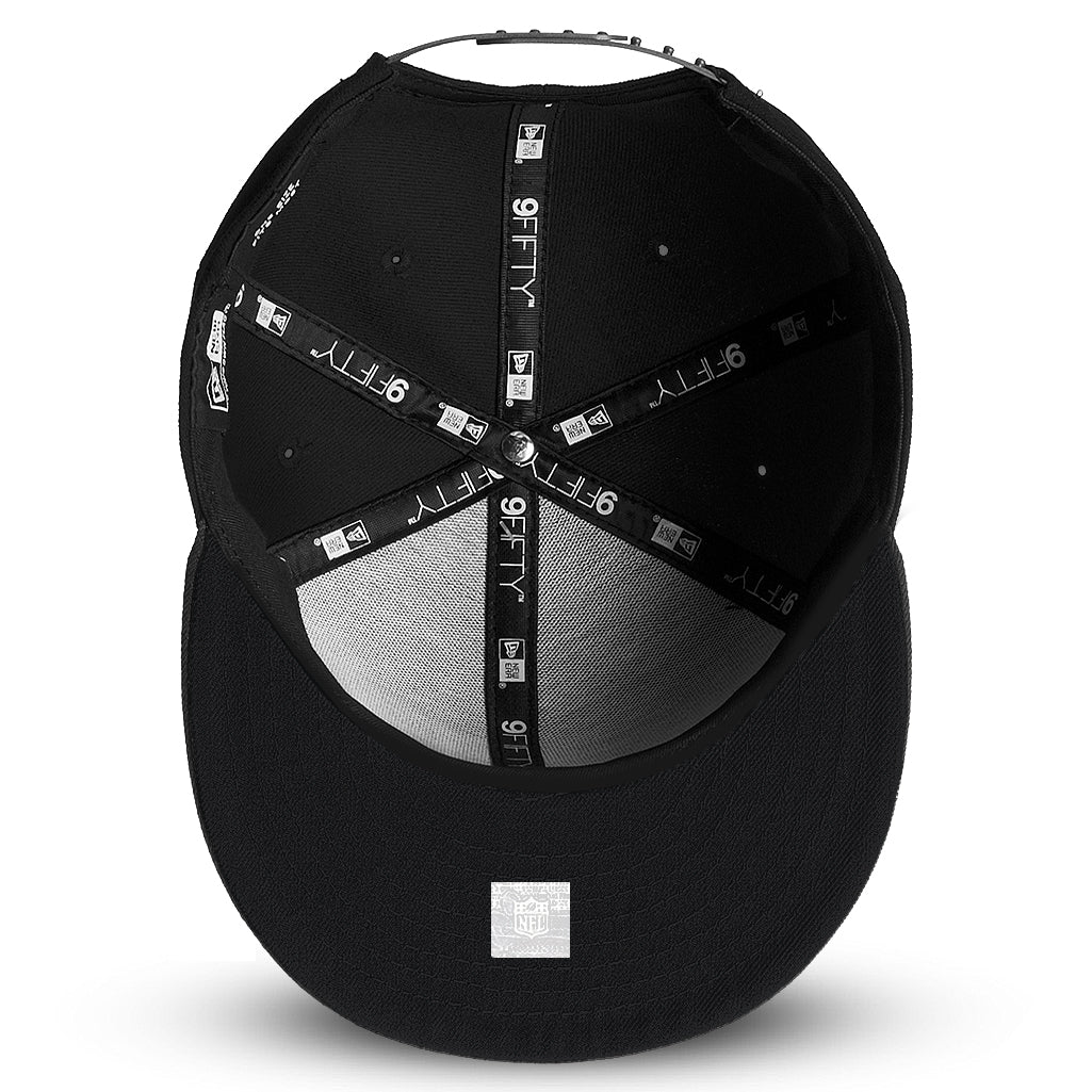 Las Vegas Raiders New Era NFL Black On Black 9FIFTY Pre-Curved Snapback Hat