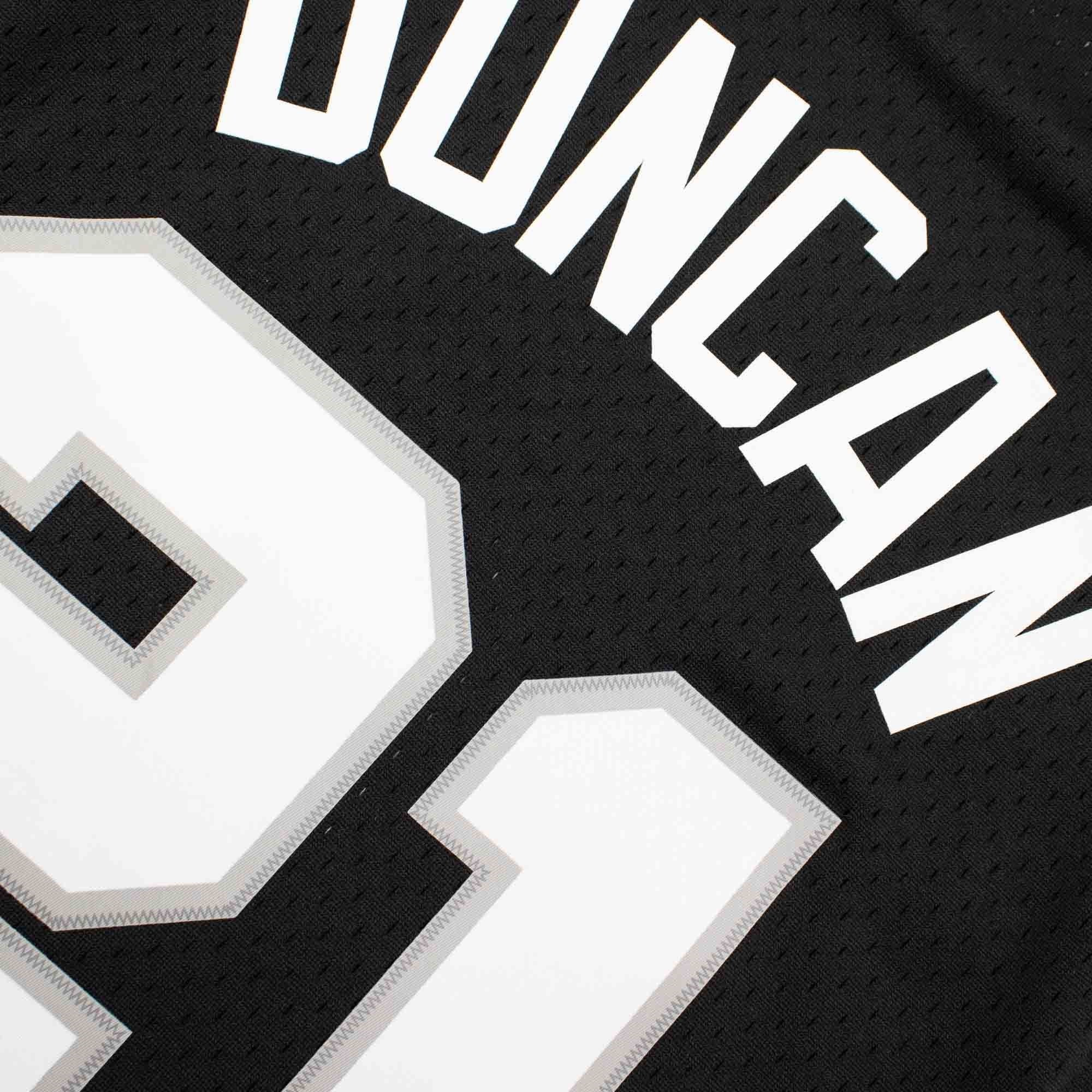 Tim Duncan San Antonio Spurs Mitchell & Ness NBA 98-99 Swingman Jersey - Black