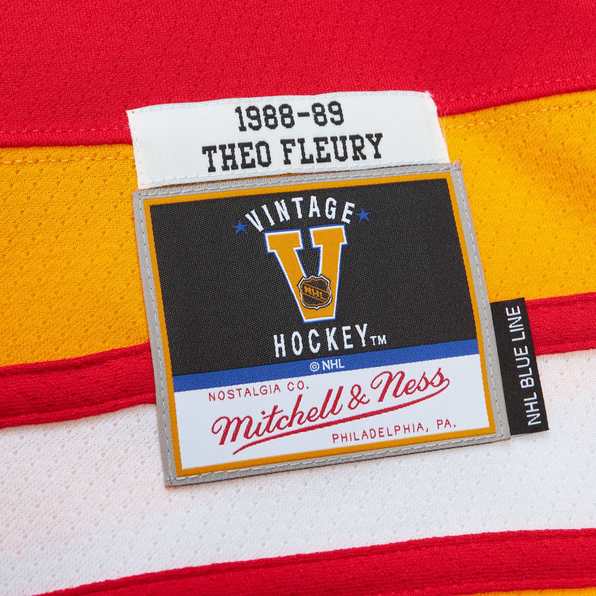 Theo Fleury Calgary Flames Mitchell & Ness NHL 88-89 Blue Line Jersey  - Red