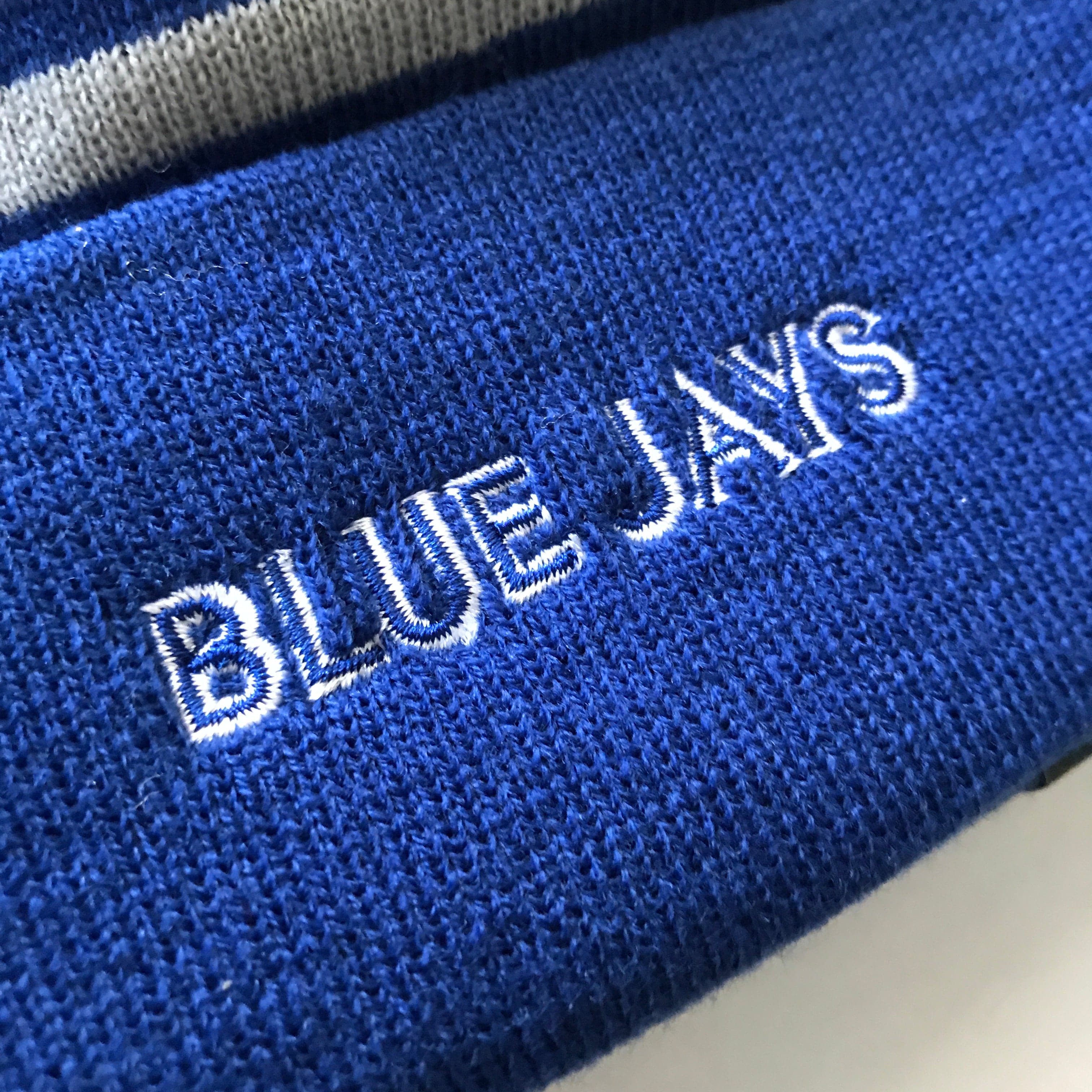 Toronto Blue Jays New Era MLB Grey Stripe Knit Beanie - Blue