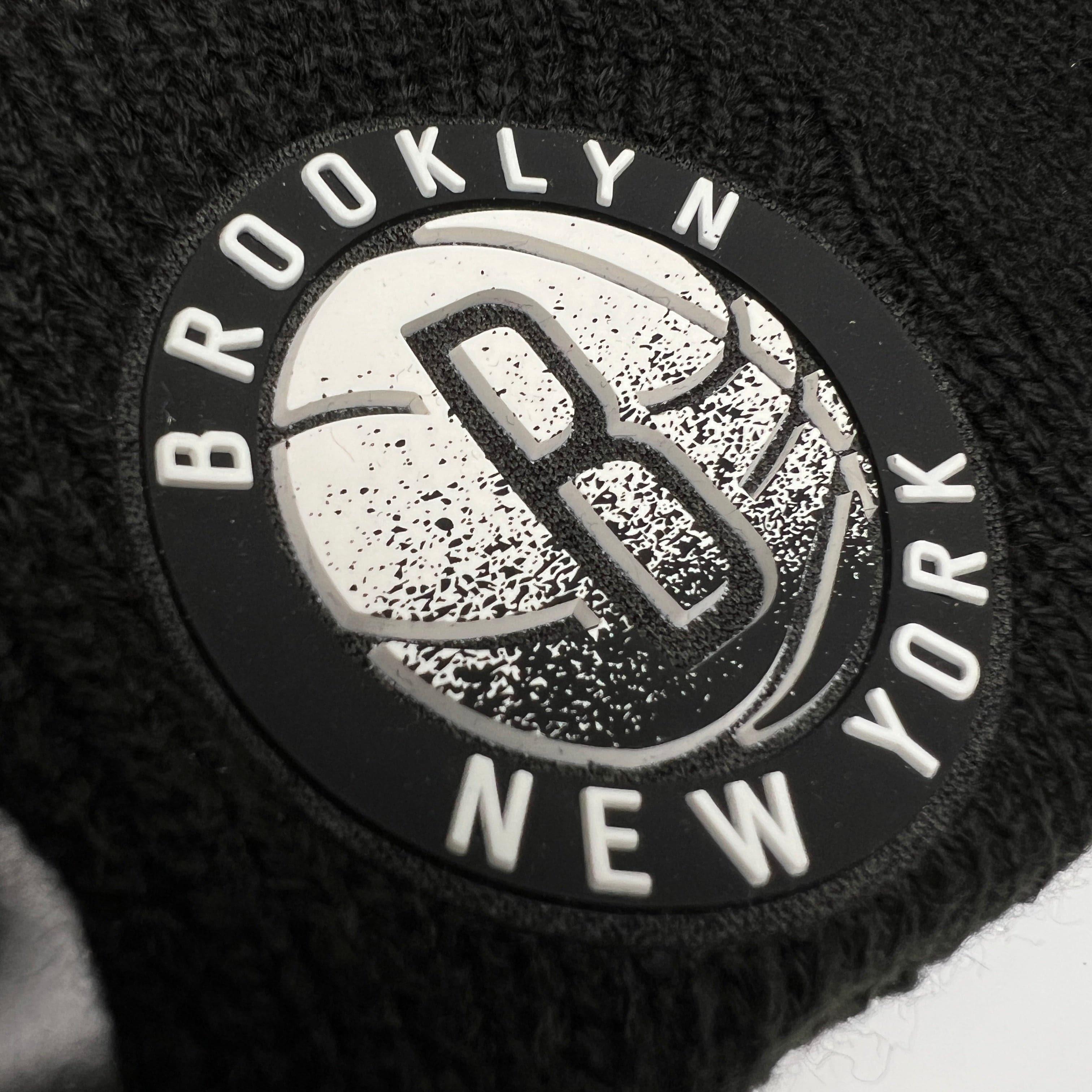 Brooklyn Nets New Era NBA Back Half Knit Beanie - Black